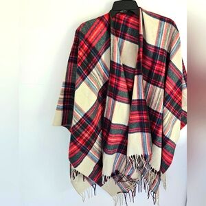 Poncho Red Plaid Fringe At Hem